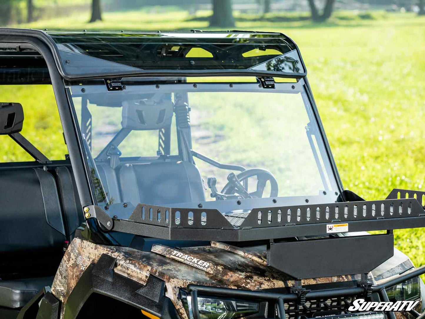 Tracker 800SX Scratch-Resistant Flip Windshield