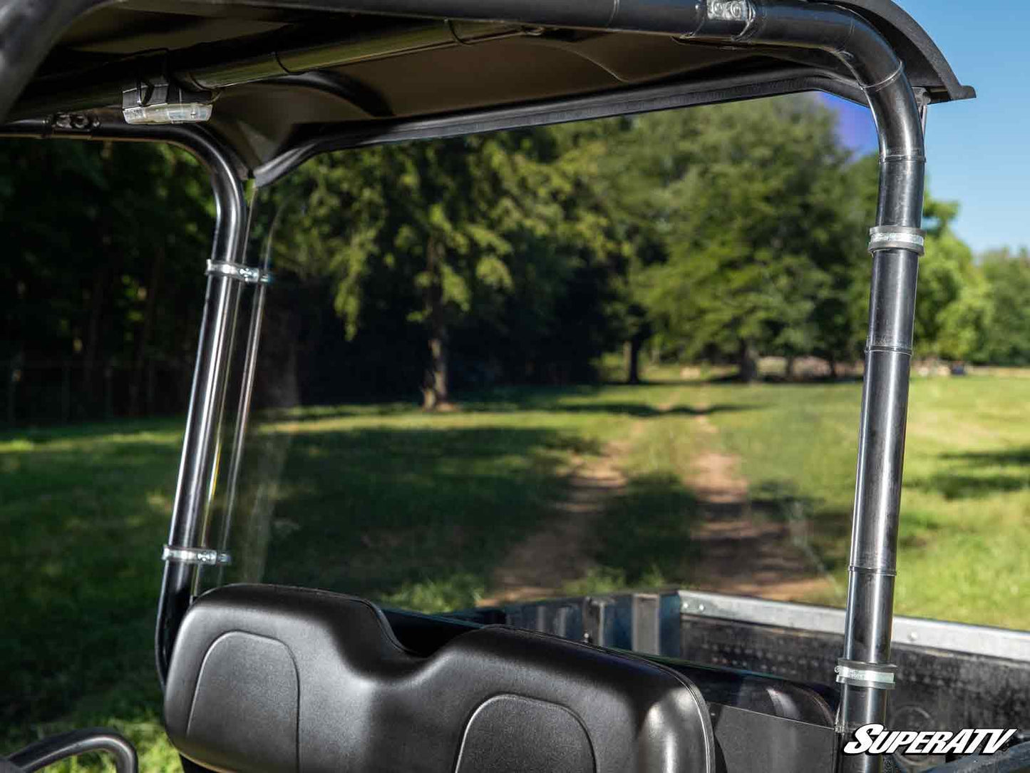 Tracker OX400 Rear Windshield