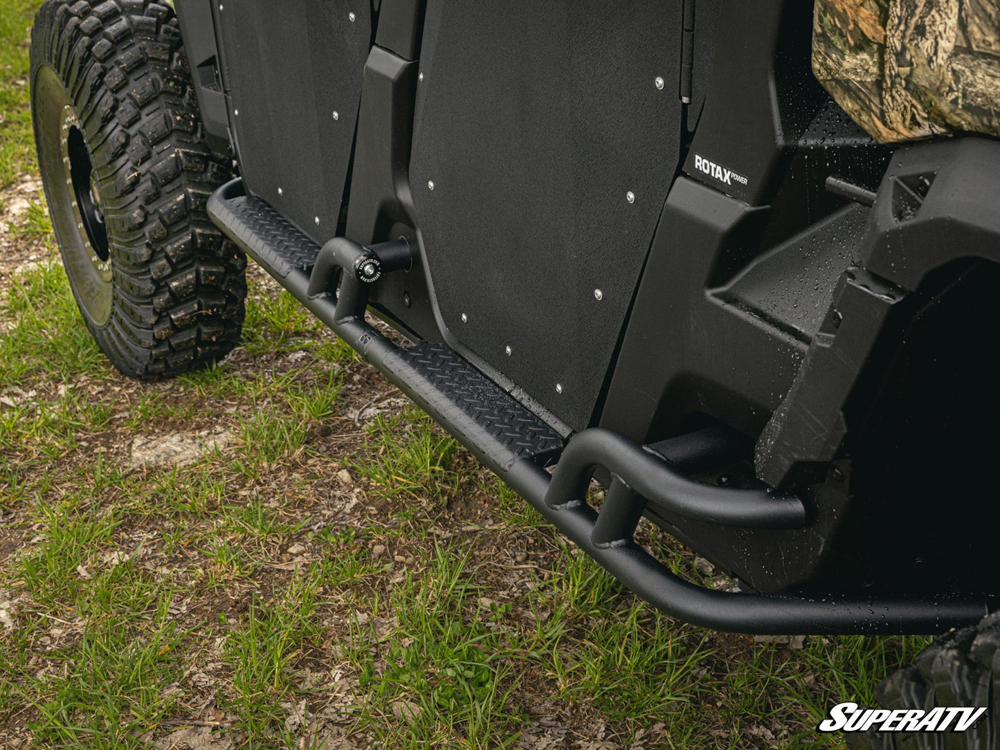 Can-Am Defender MAX Heavy-Duty Nerf Bars